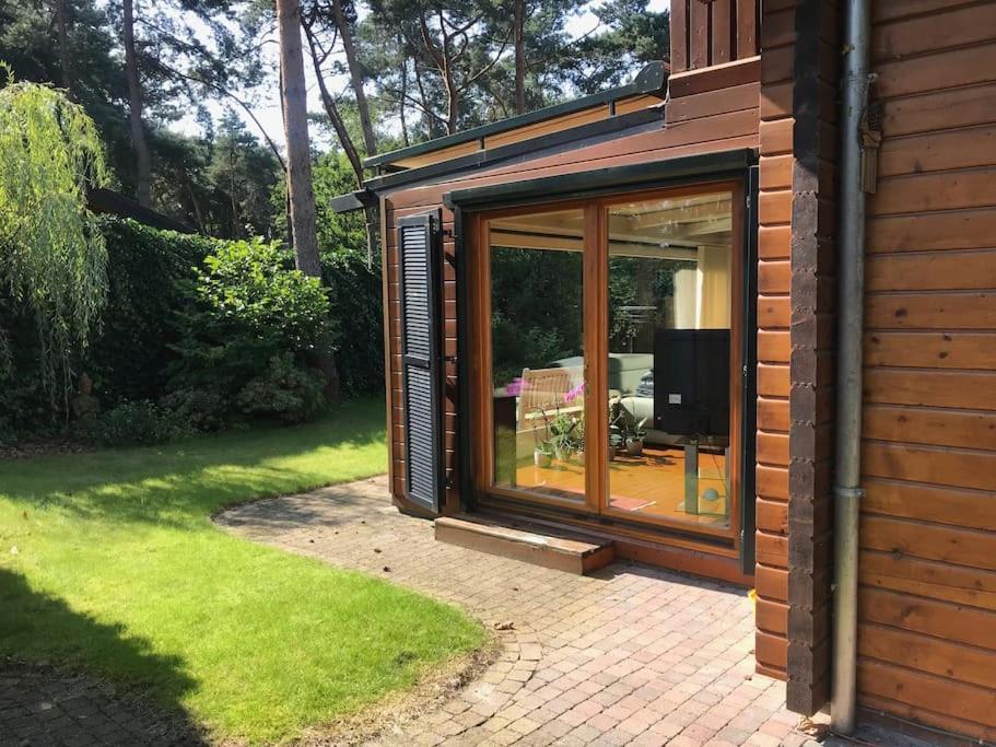 Houten Chalet/Bungalow In Het Bos, Sauna, Jacuzzi Meijel Eksteriør billede
