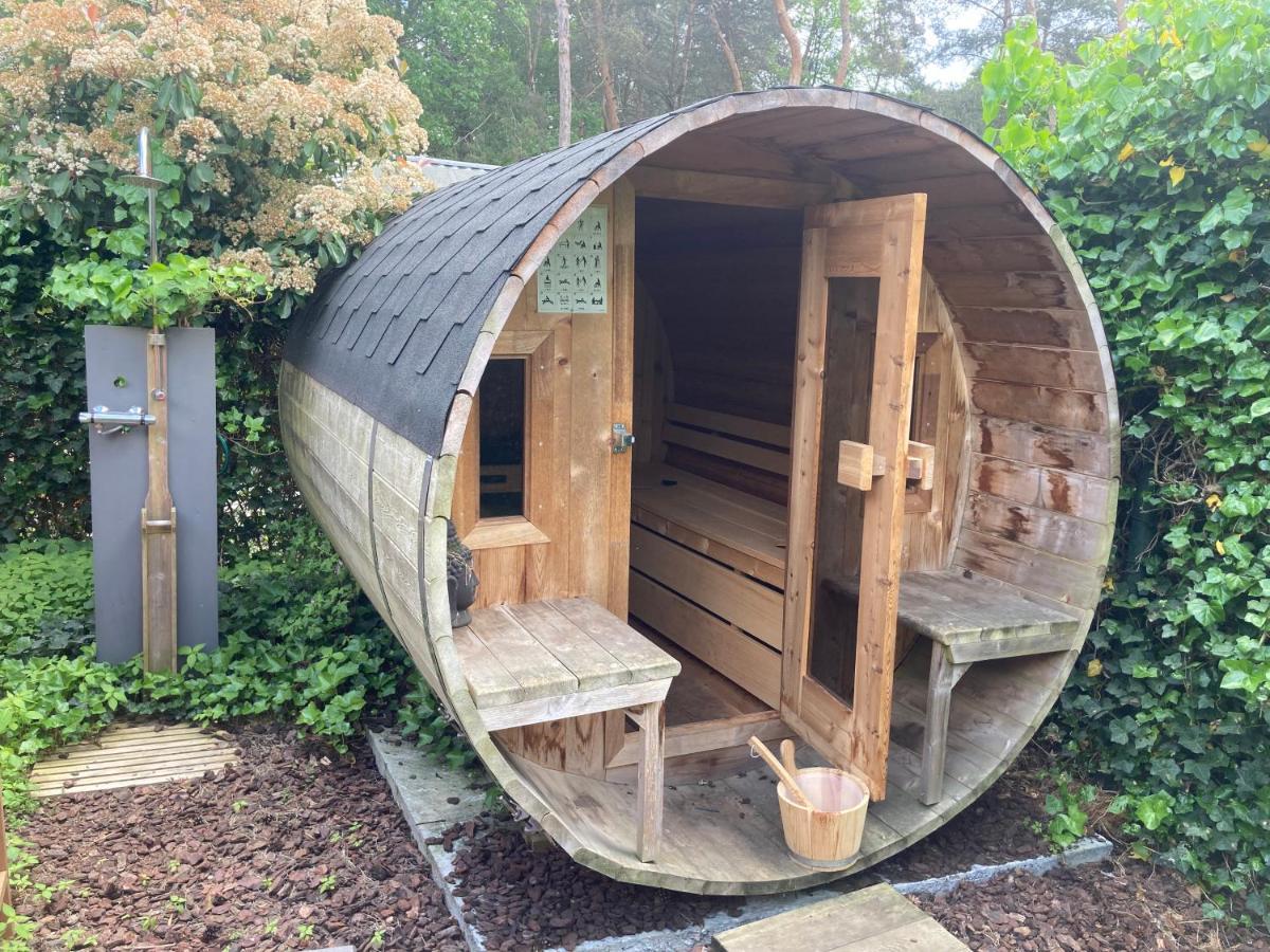Houten Chalet/Bungalow In Het Bos, Sauna, Jacuzzi Meijel Eksteriør billede