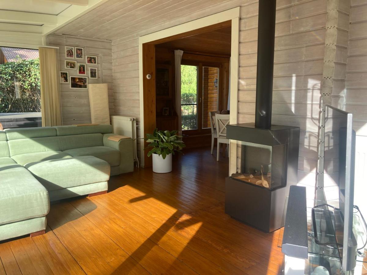 Houten Chalet/Bungalow In Het Bos, Sauna, Jacuzzi Meijel Eksteriør billede